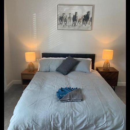 Beautiful Room In Apartment Near Town Centre Rugby Ngoại thất bức ảnh