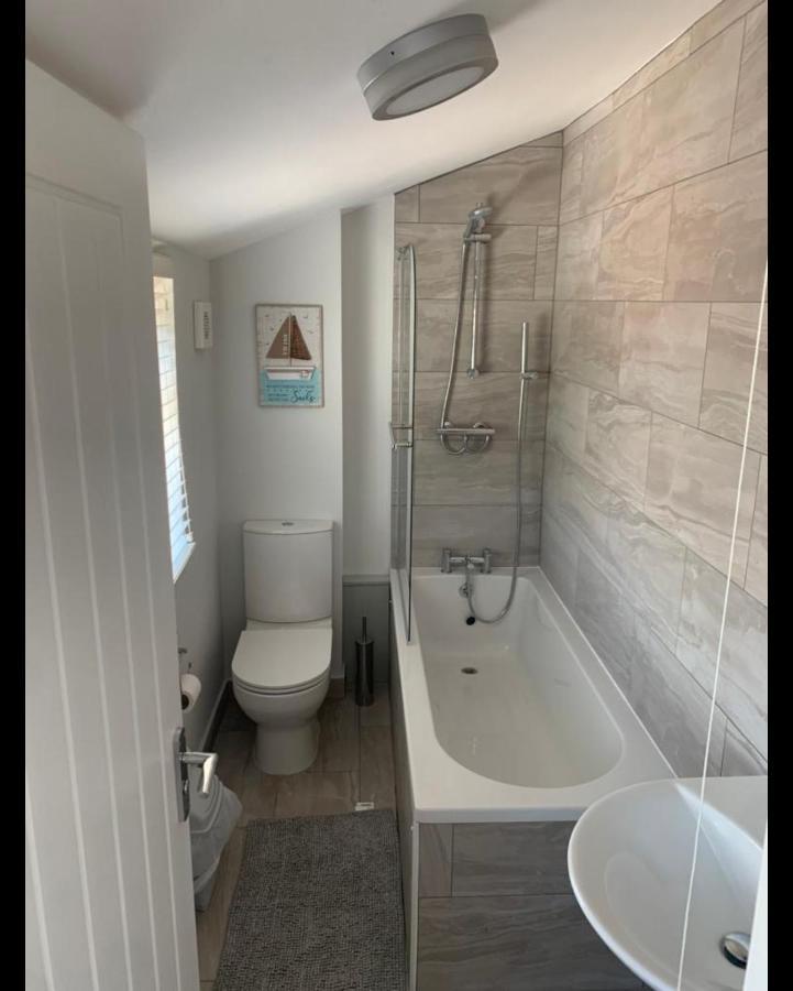 Beautiful Room In Apartment Near Town Centre Rugby Ngoại thất bức ảnh