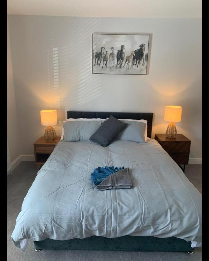 Beautiful Room In Apartment Near Town Centre Rugby Ngoại thất bức ảnh